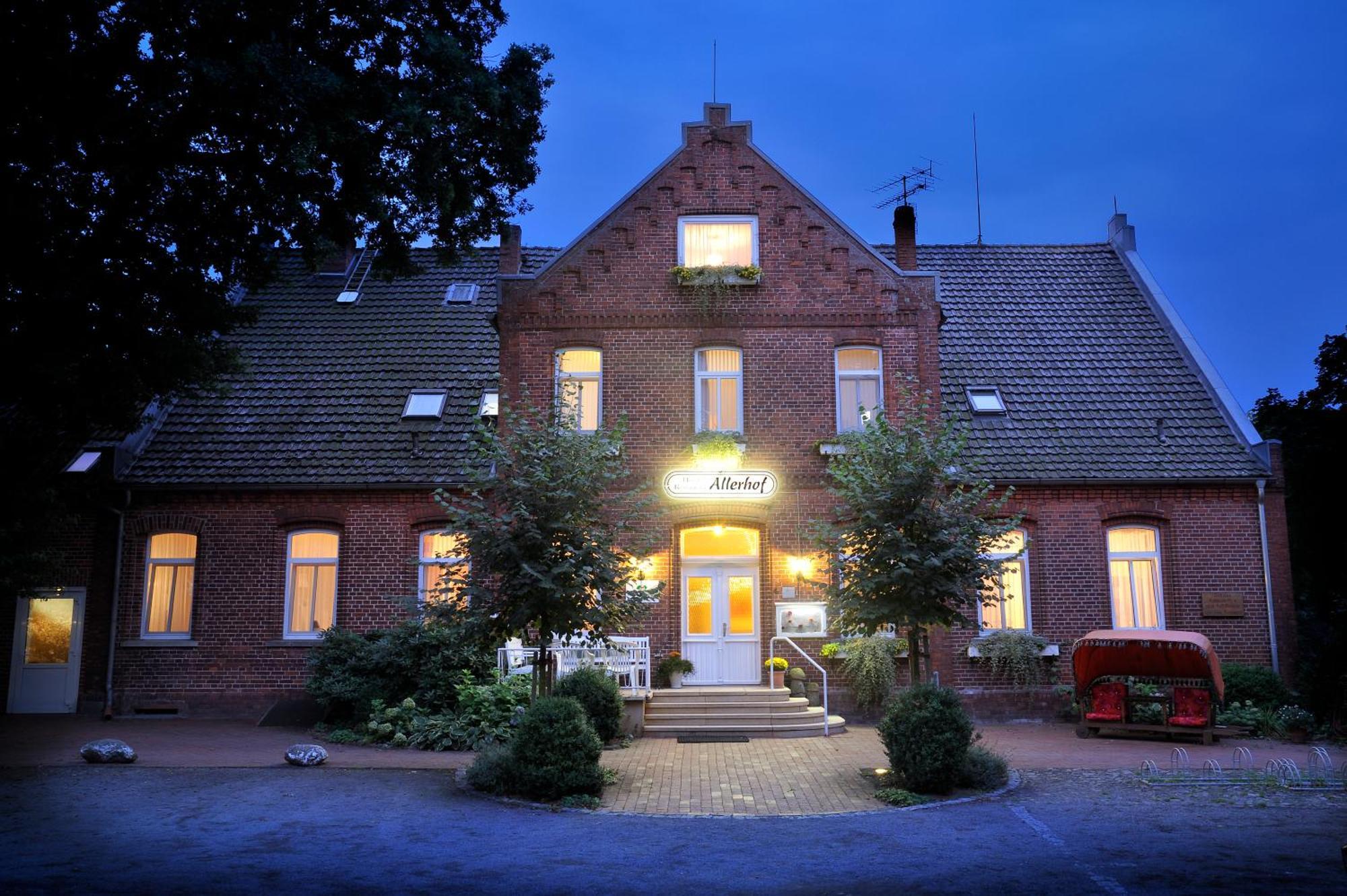 Land-Gut-Hotel Allerhof Frankenfeld Exterior foto