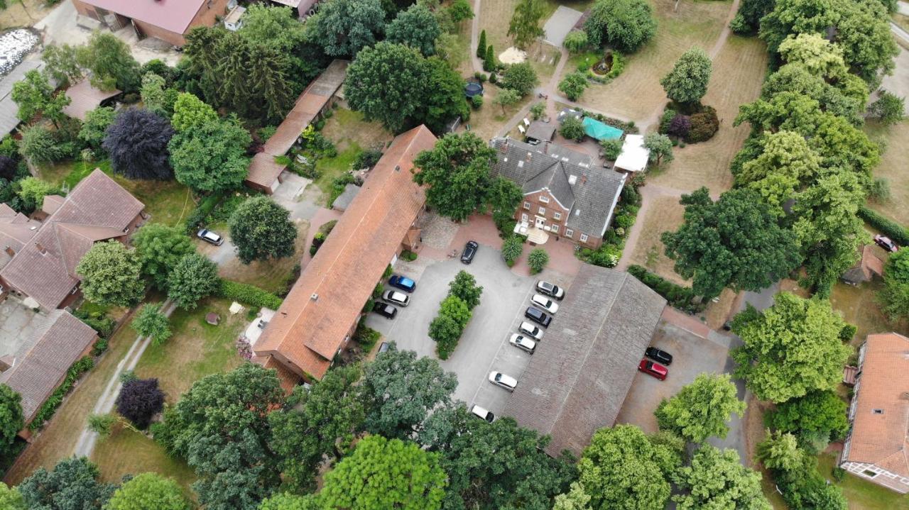 Land-Gut-Hotel Allerhof Frankenfeld Exterior foto